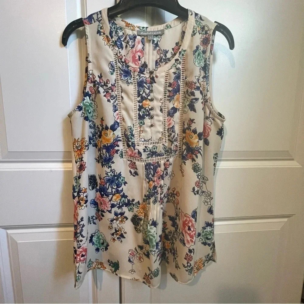 Daniel Rainn Cream Floral Sleeveless Blouse Women’s Petite Medium - Picture 5 of 8